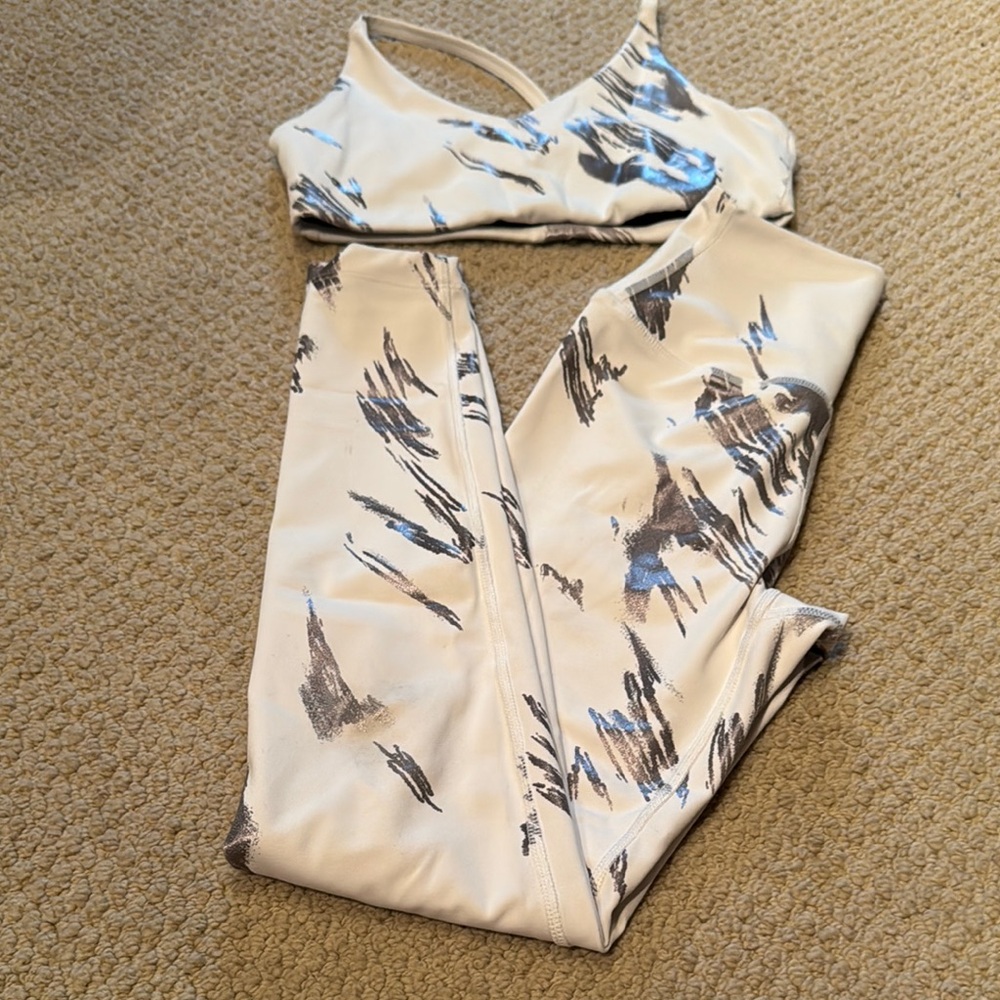 Cream and Silver High Waist Leggings